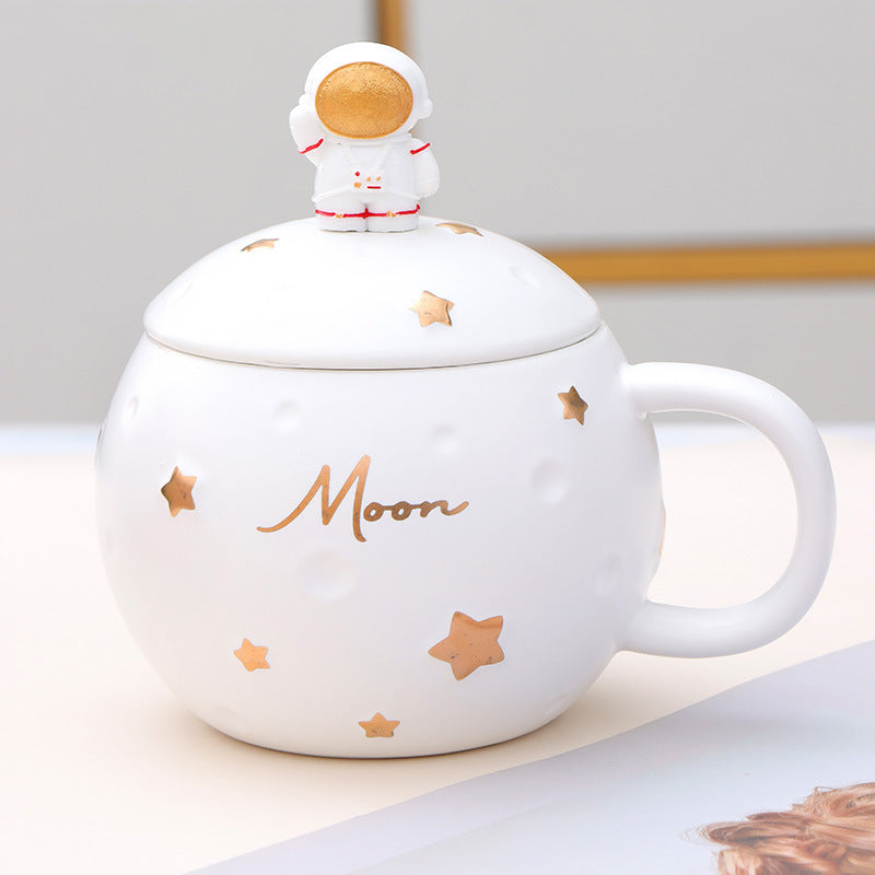 Creative Spaceman Planet Round Mug With Lid Spoon